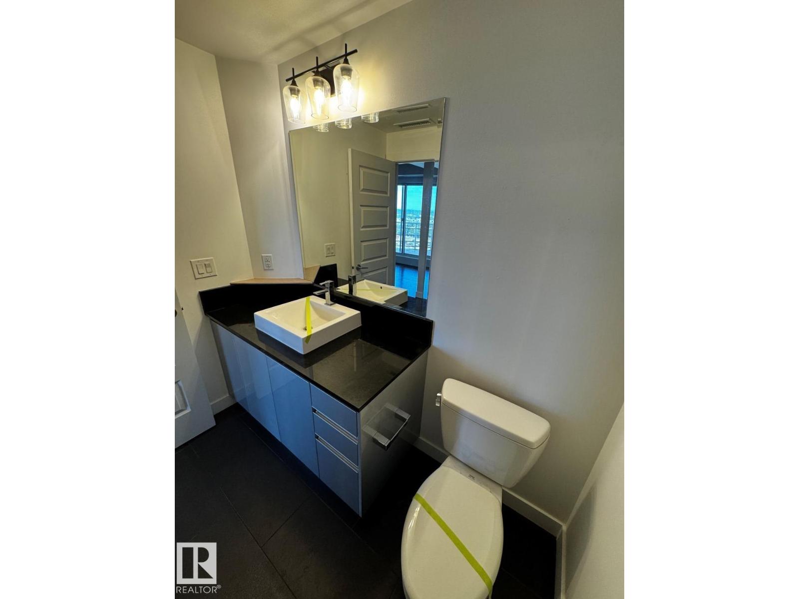 #1803 10388 105 ST NW - 17
