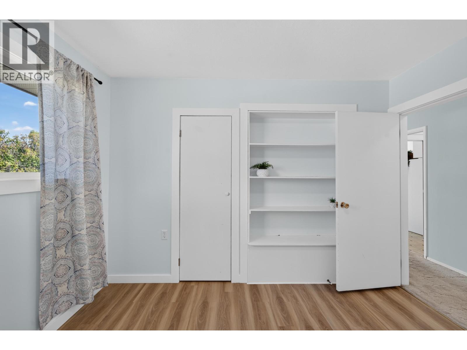 9611 108 AVENUE - Image 18