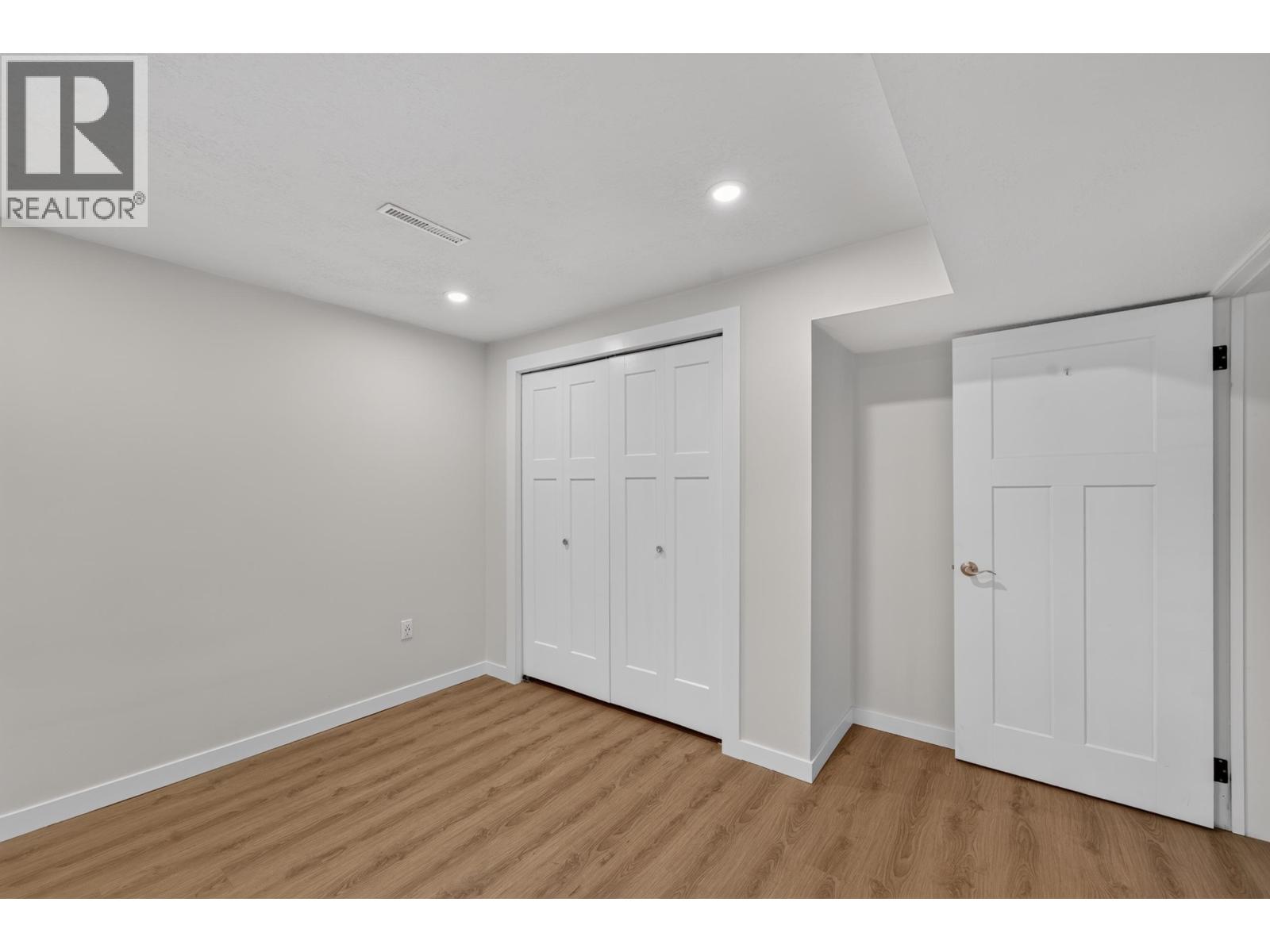 9611 108 AVENUE - Image 29