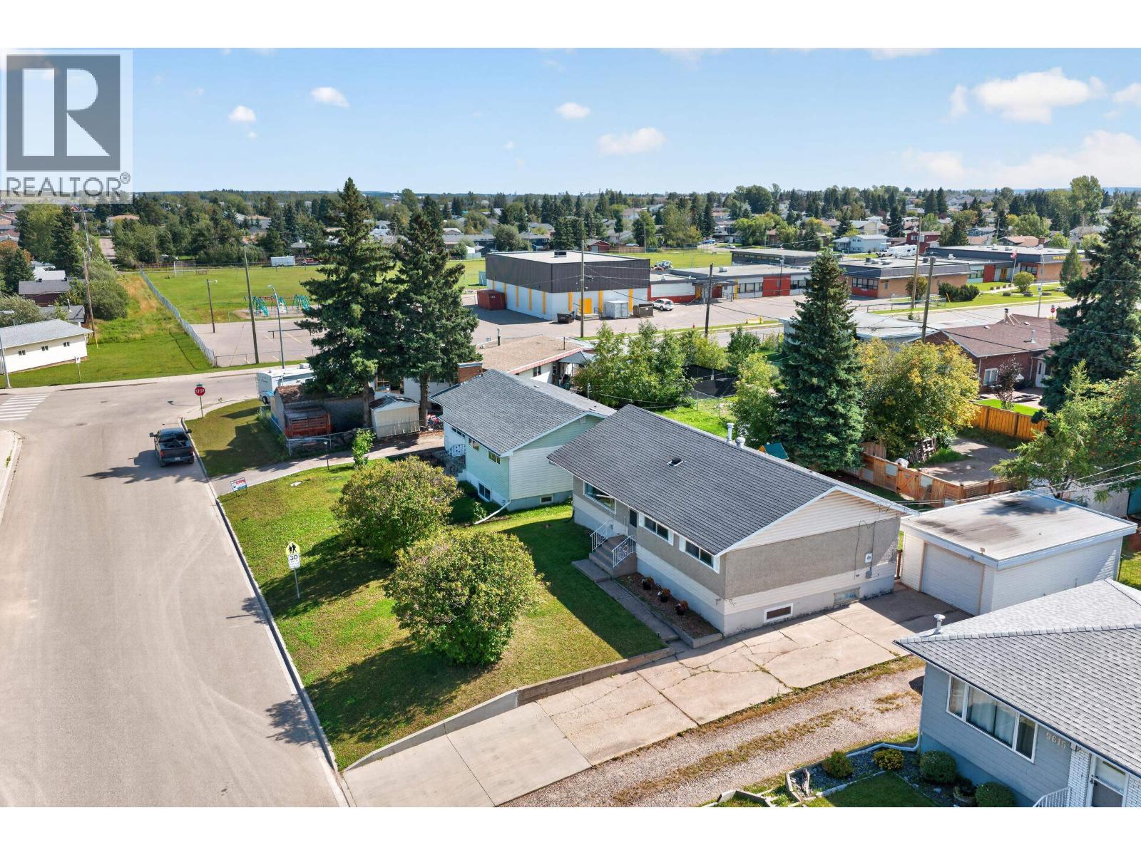 9611 108 AVENUE - 32
