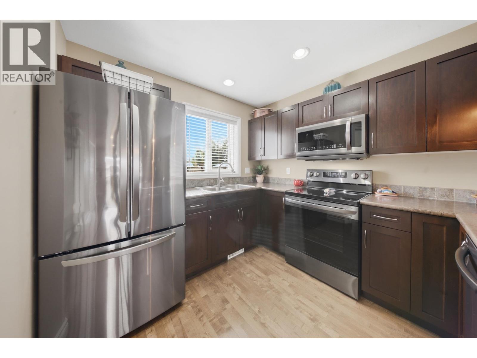 8307 87 STREET - Image 11