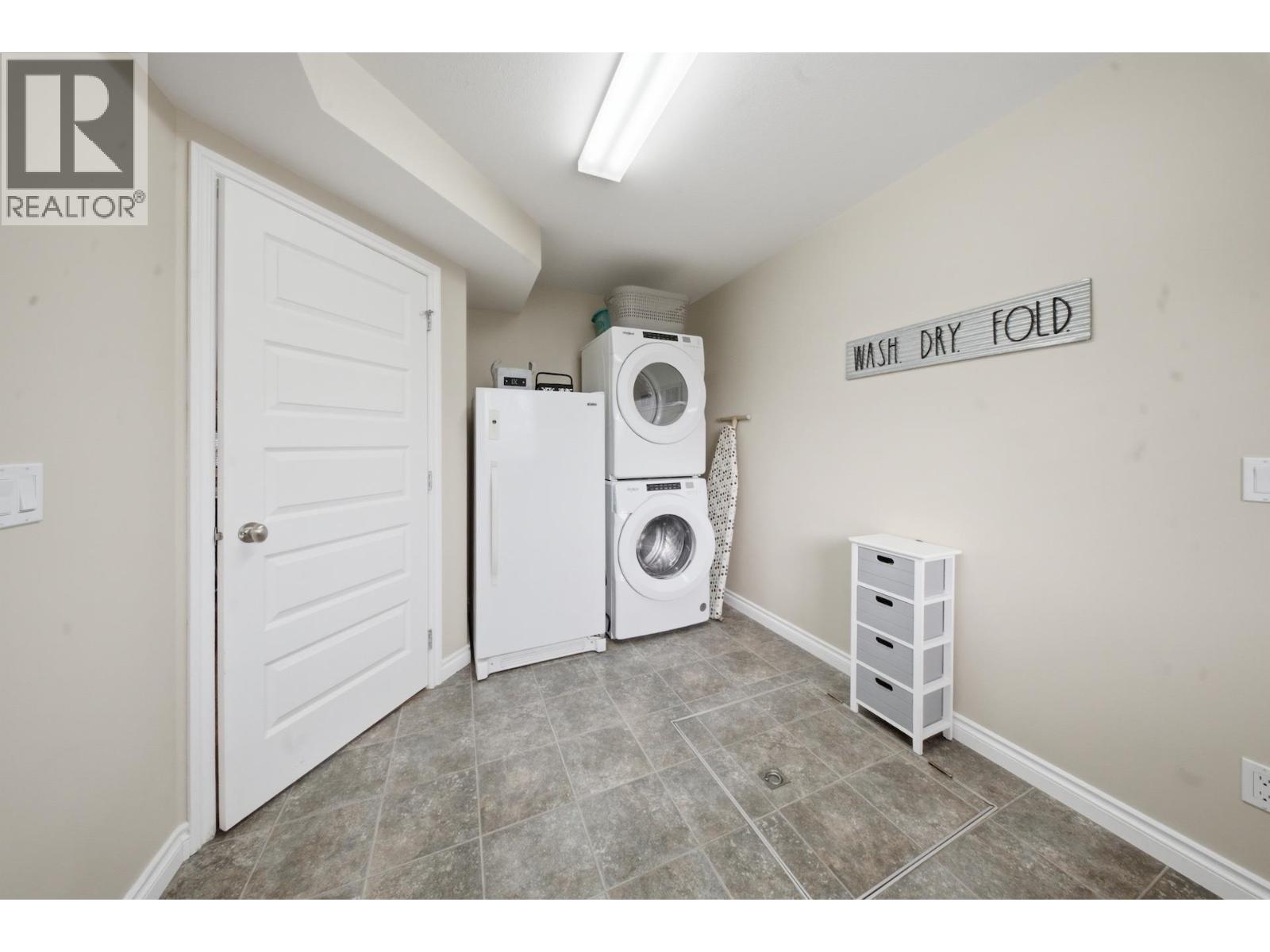 8307 87 STREET - Image 15