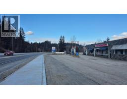 5177 Trans Canada Highway, Tappen, BC V0E2X3 Photo 47