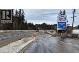 5177 Trans Canada Highway, Tappen, BC V0E2X3 Photo 6
