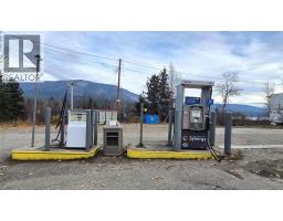 5177 Trans Canada Highway, Tappen, BC V0E2X3 Photo 7
