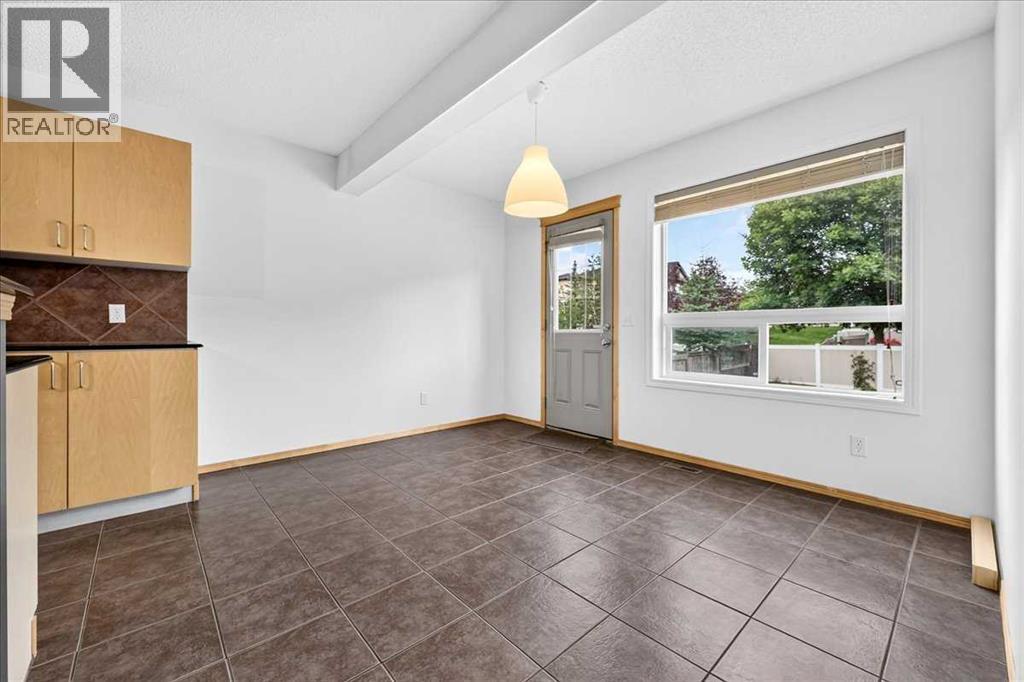177 Royal Birch Terrace NW - 13