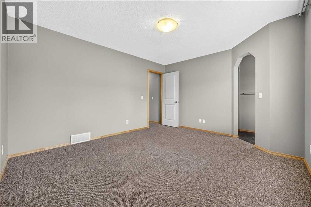 177 Royal Birch Terrace NW - 26