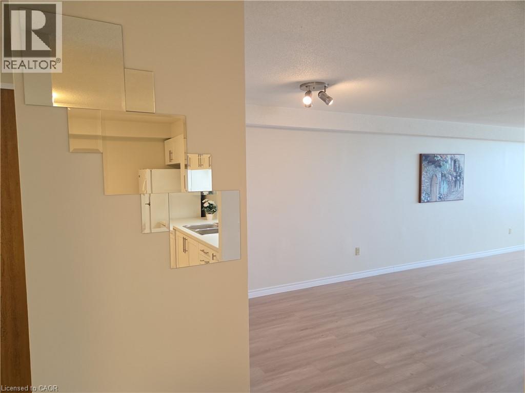 #1511 35 GREEN VALLEY Drive - 15