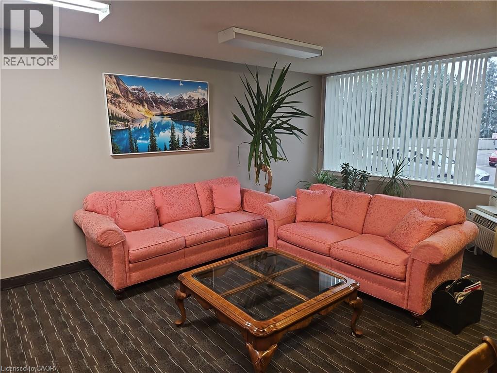 #1511 35 GREEN VALLEY Drive - Image 32