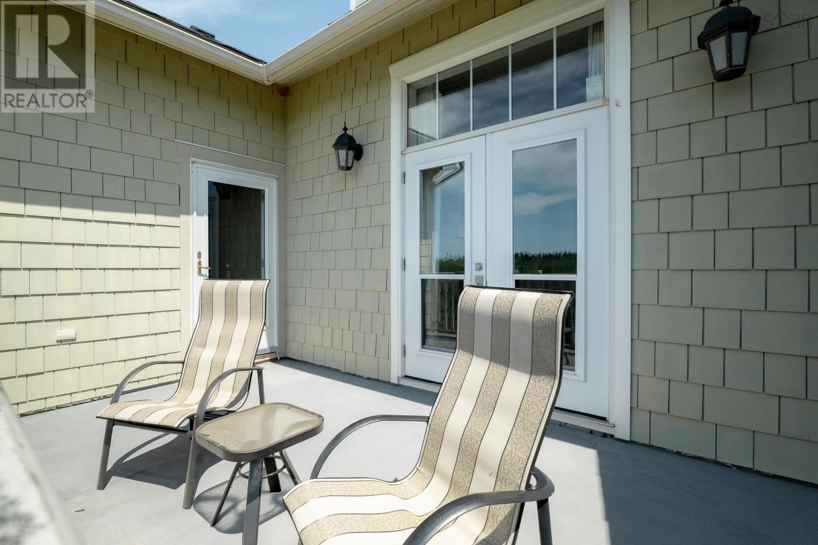 Property 33 of 50 of 133 Harbourside Drive Drive
