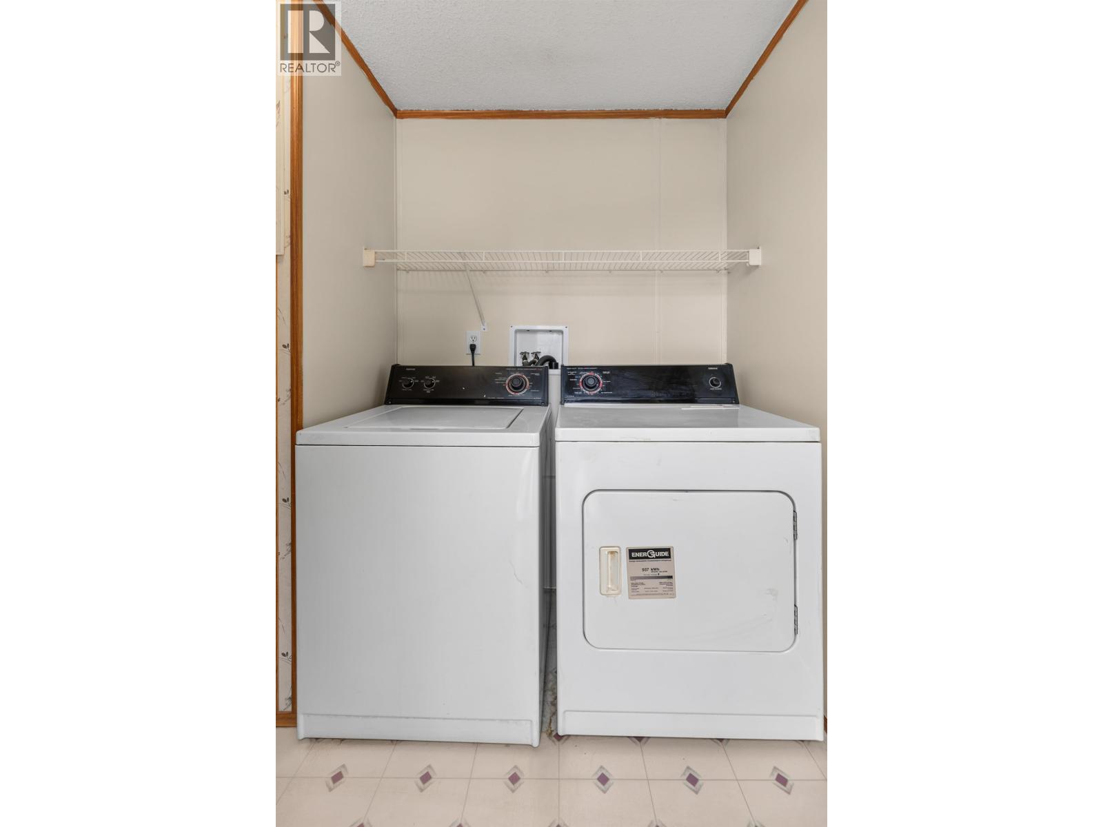 3001 THEE COURT - 18