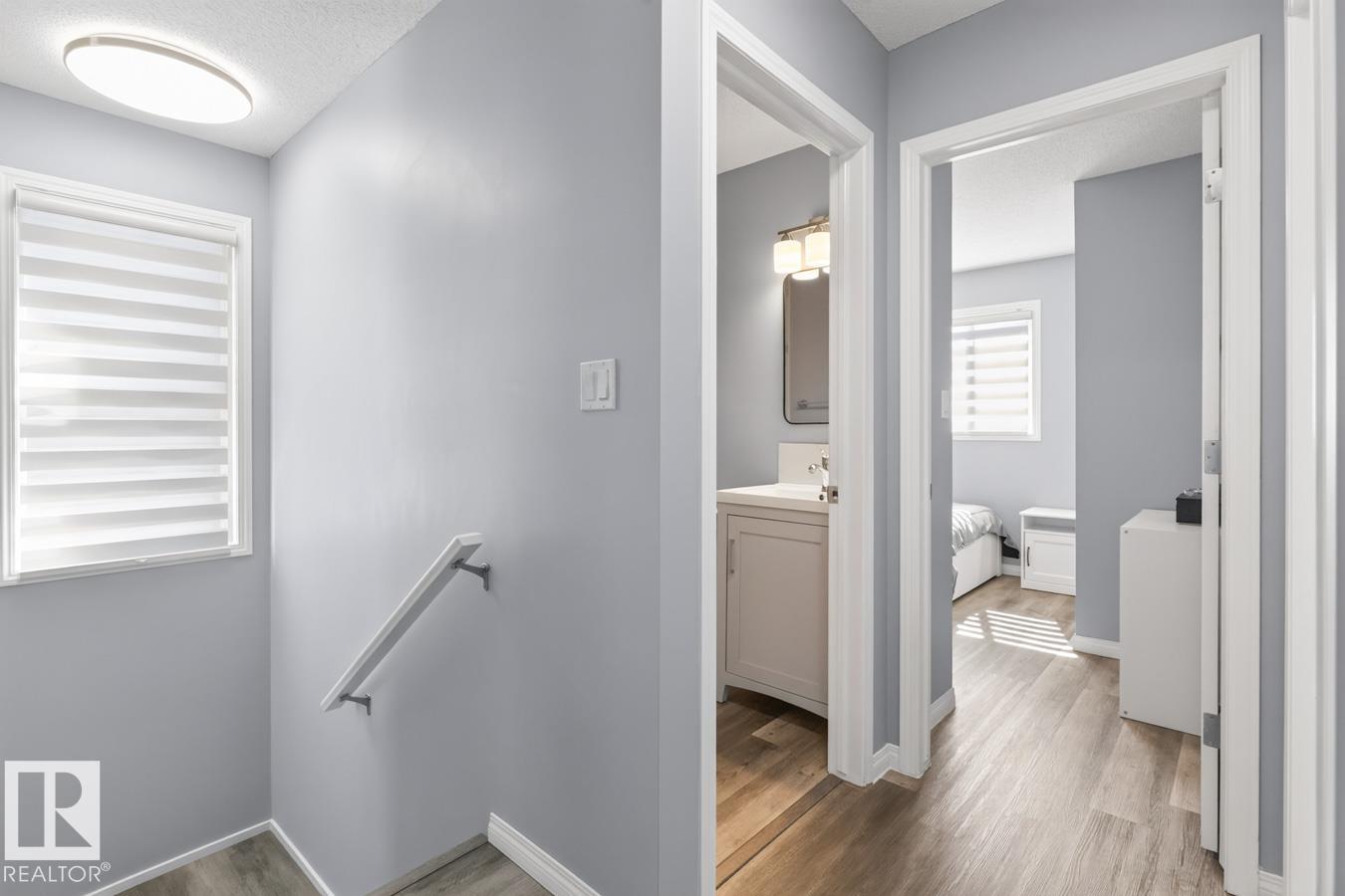 424 SIMMONDS WY - 18