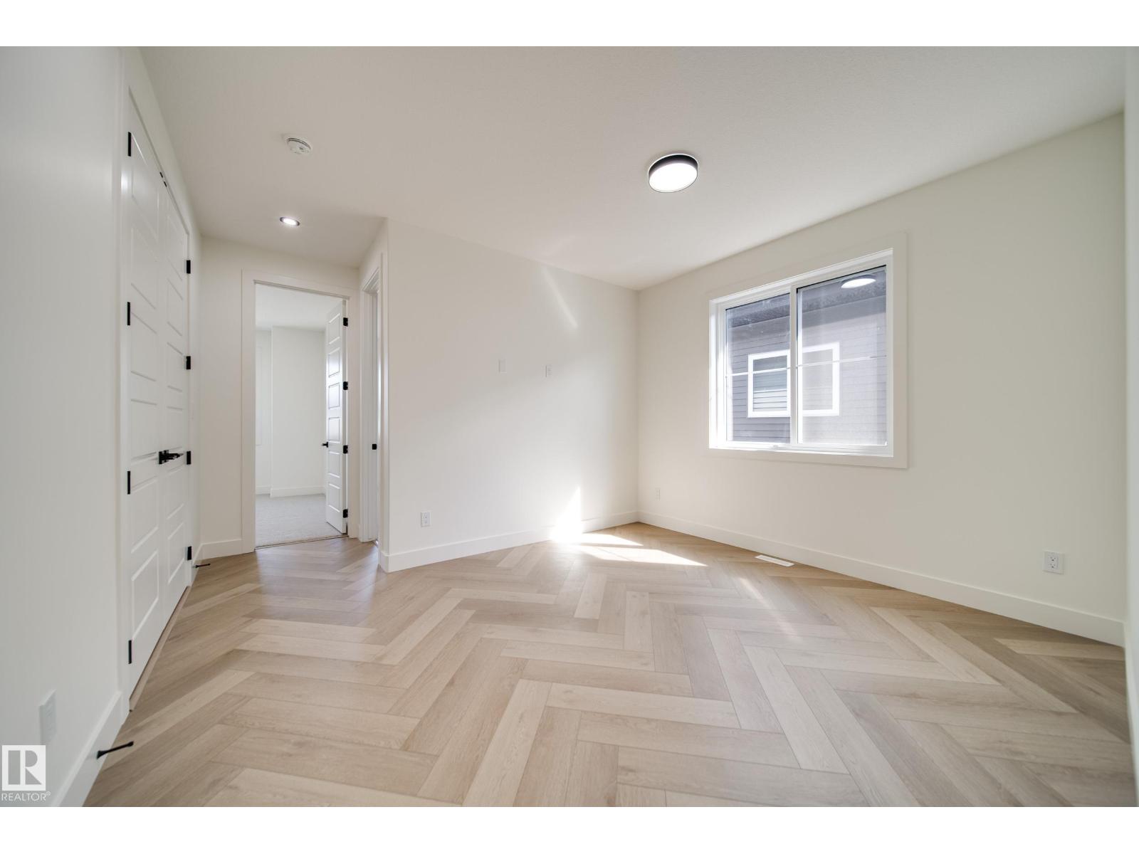 5 PIERWYCK LO - Image 31