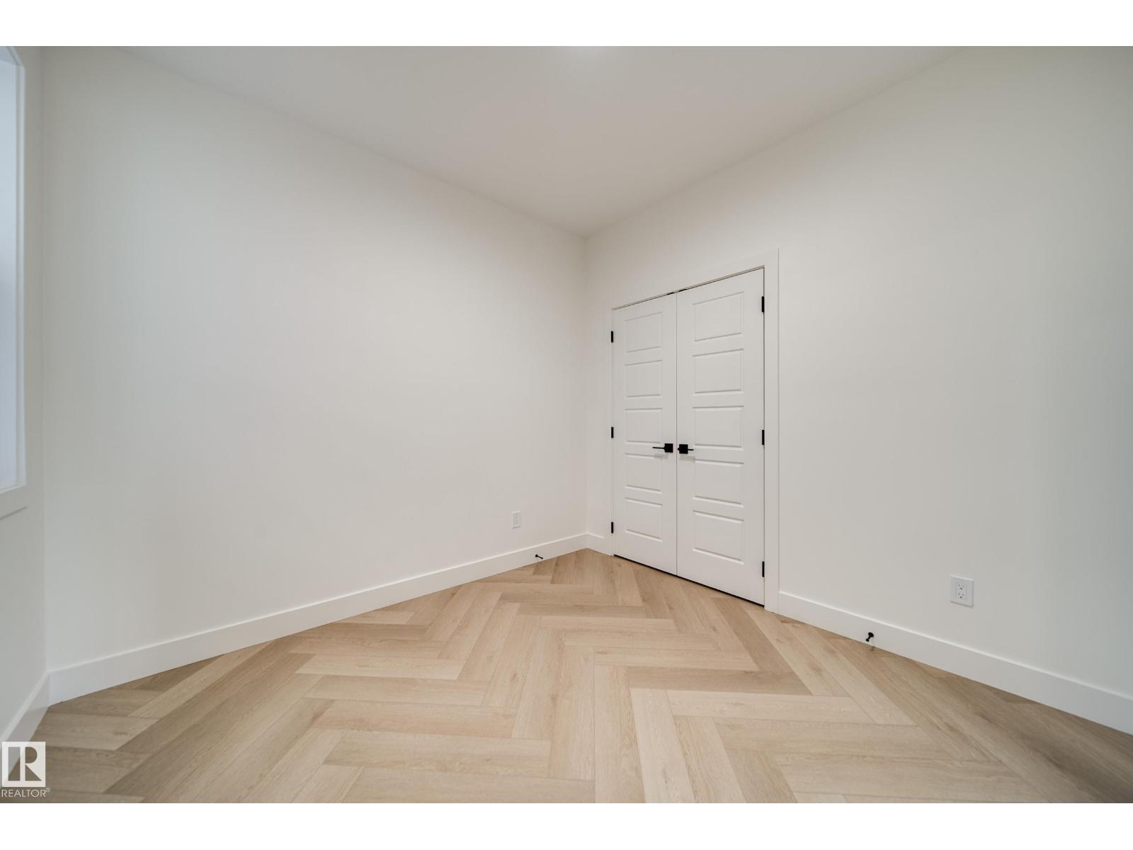 5 PIERWYCK LO - 5