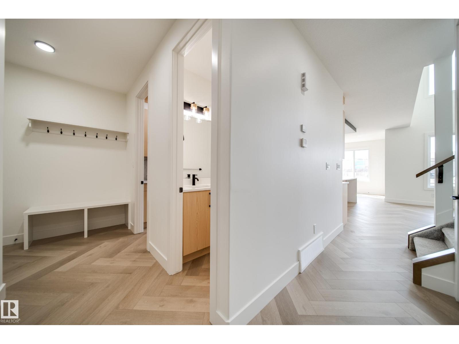 5 PIERWYCK LO - Image 6