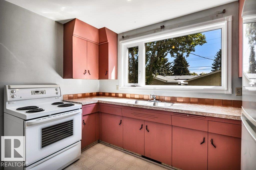 5127 110 ST NW - Image 12
