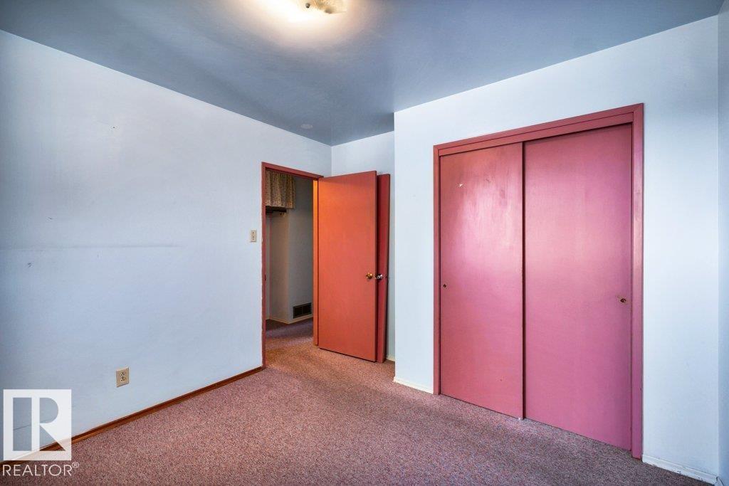 5127 110 ST NW - 22