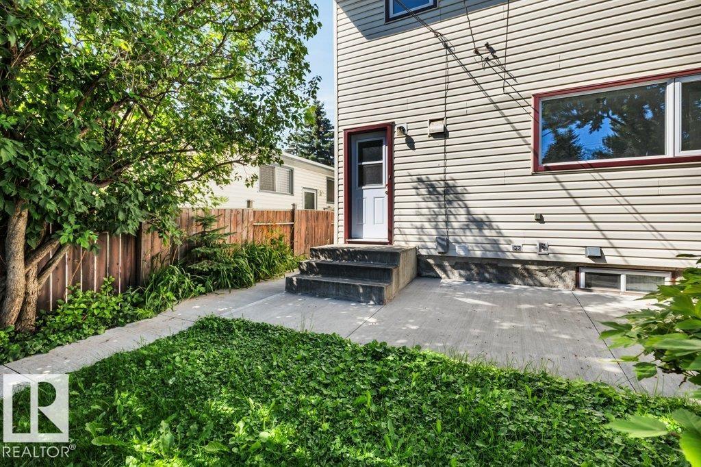 5127 110 ST NW - 33