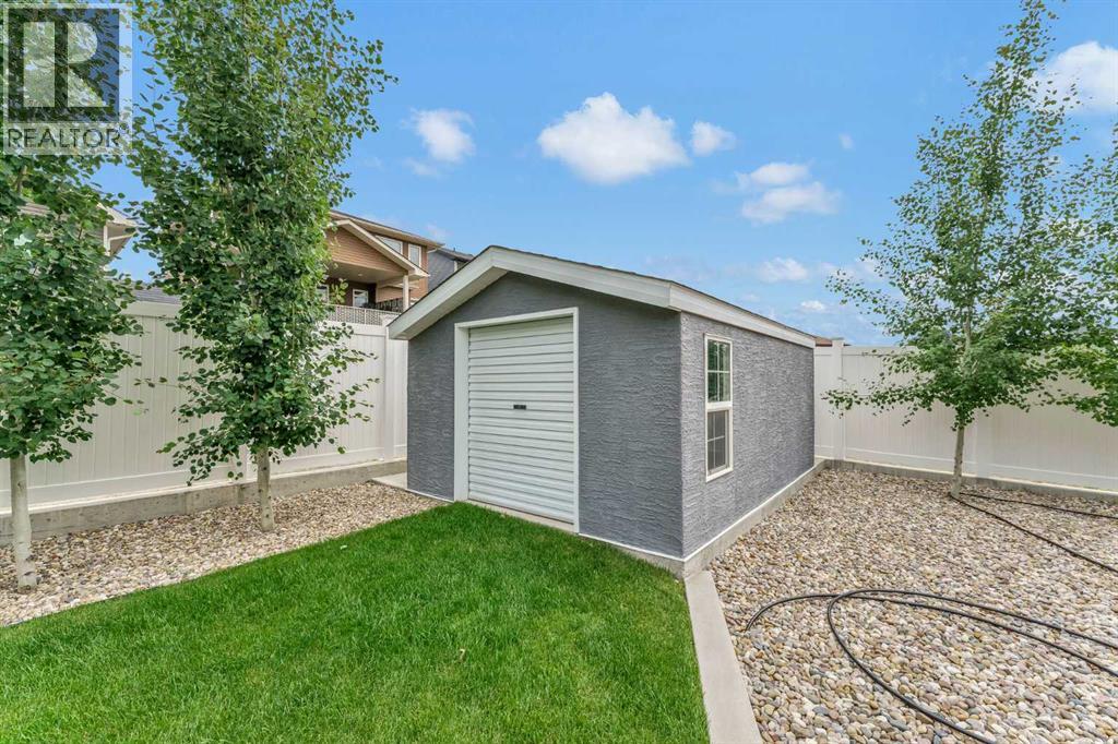 215 Hamptons Crescent SE - Image 47