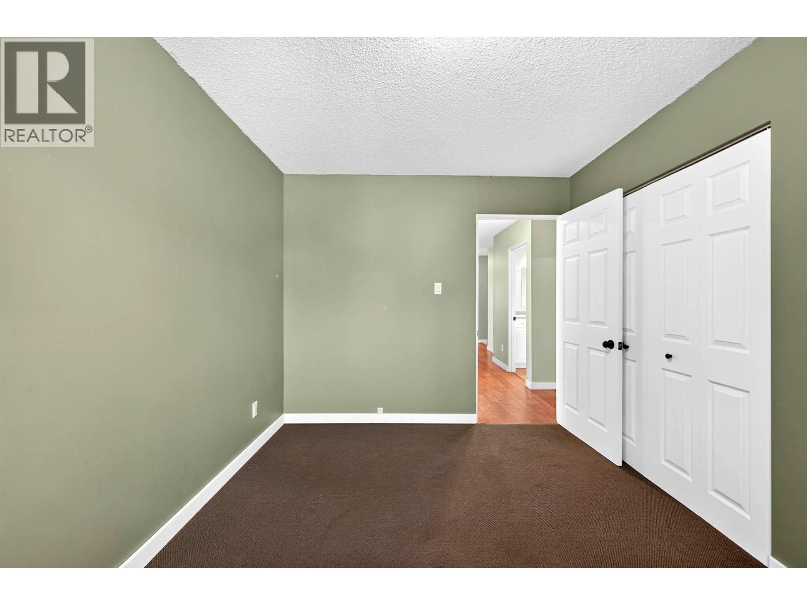 #45 137 McGILL Road - 30