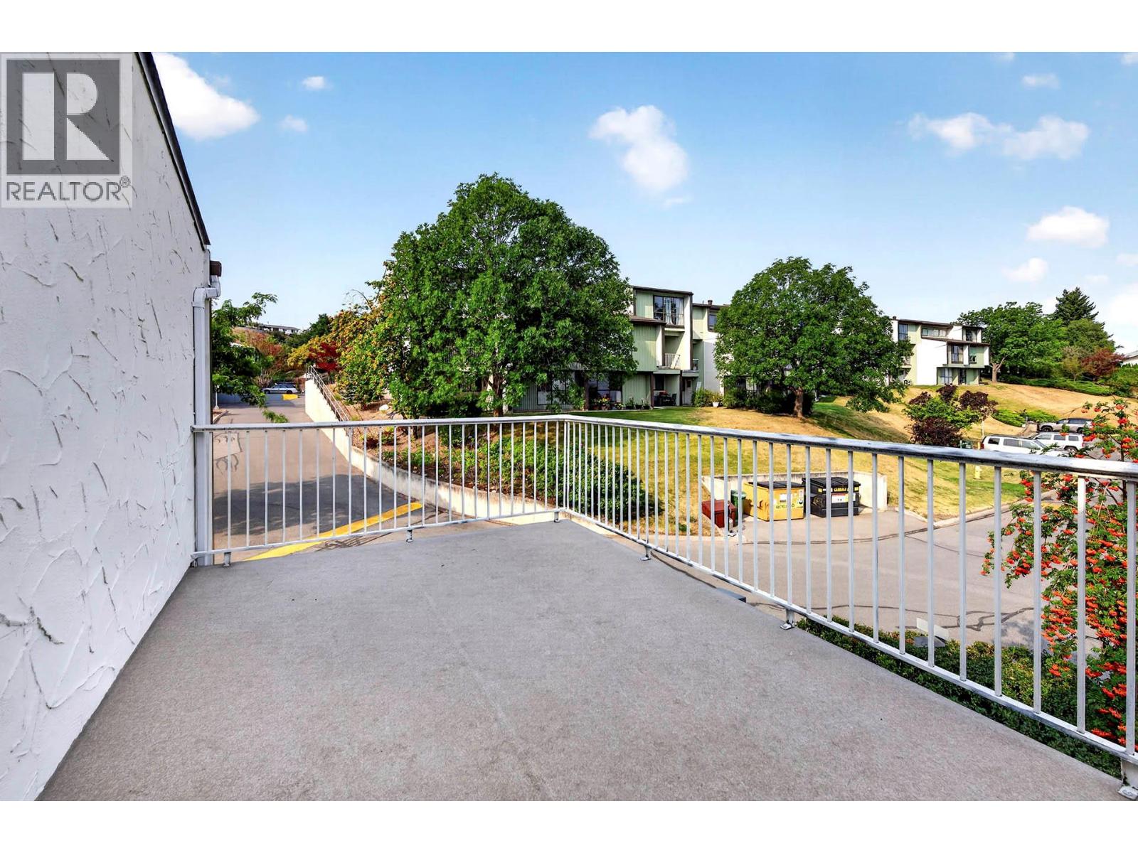 #45 137 McGILL Road - 45