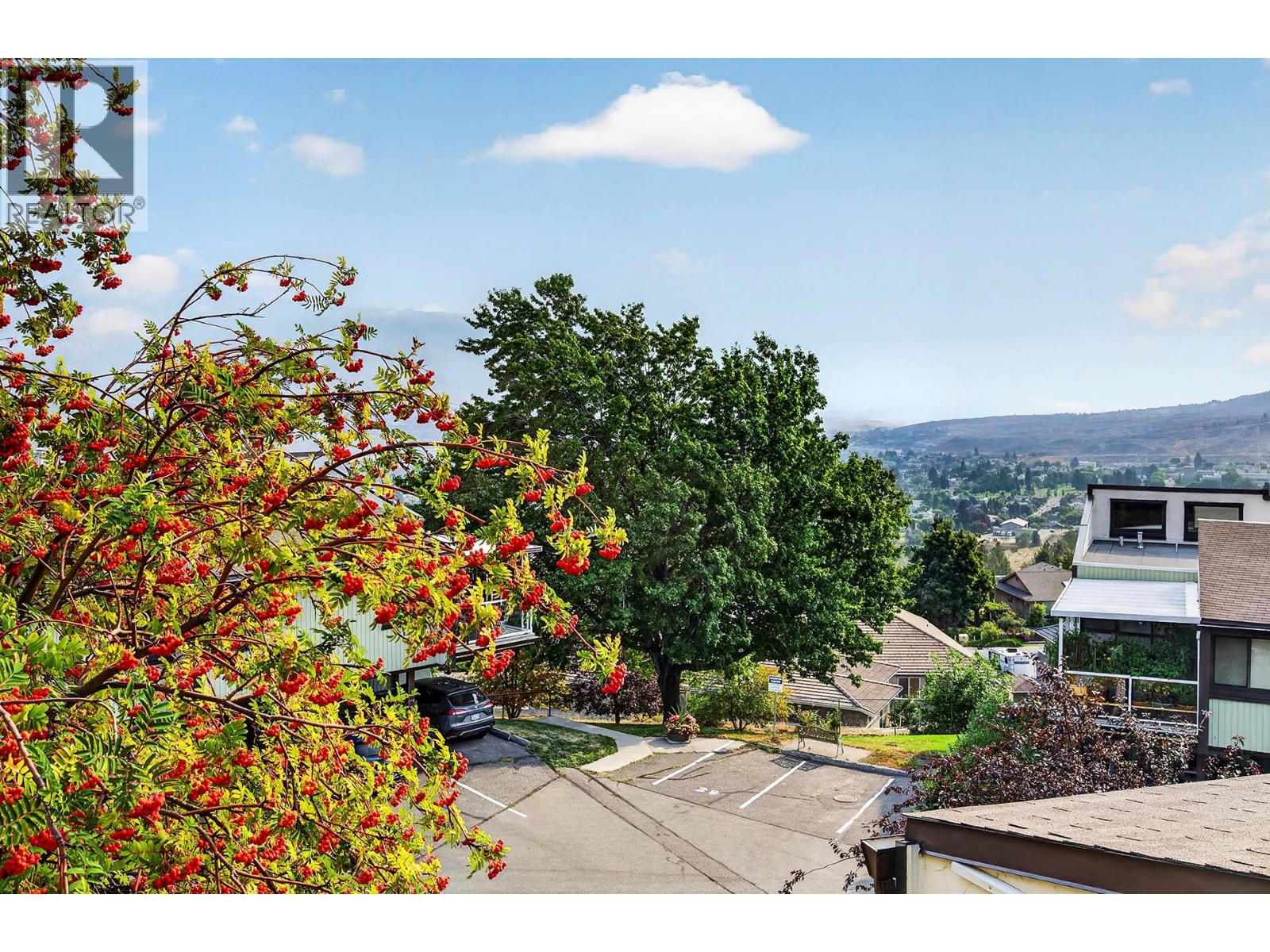 #45 137 McGILL Road - 63
