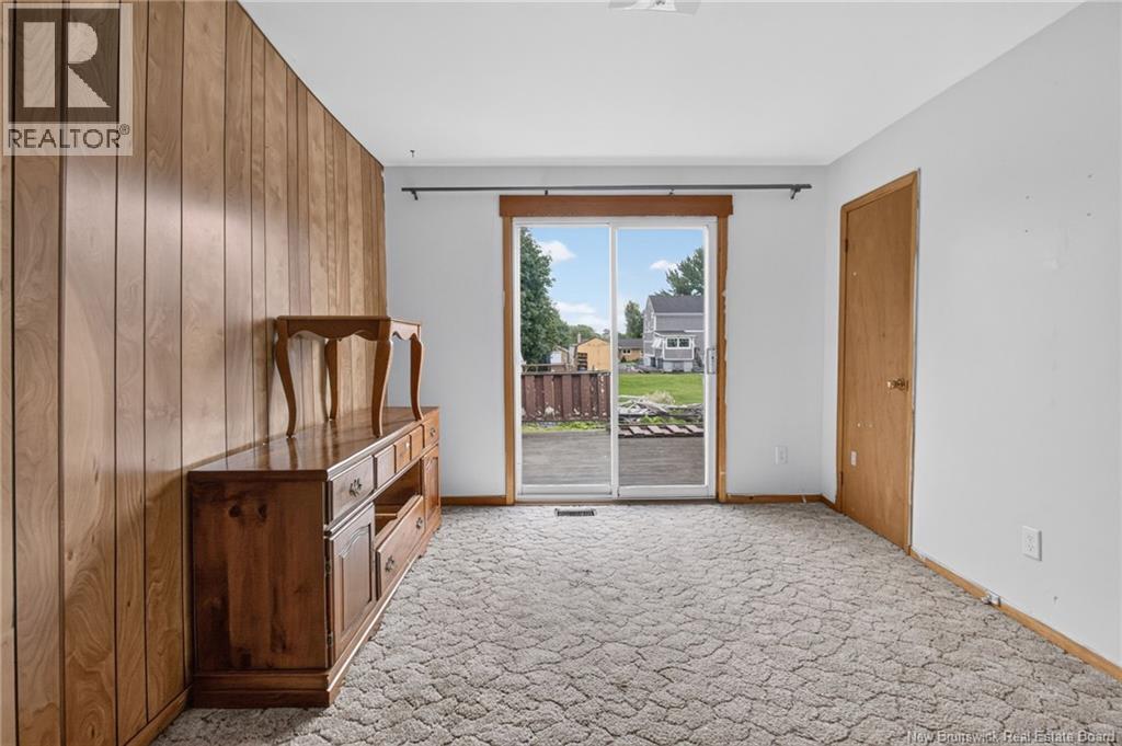 15 Springdale Court - 16