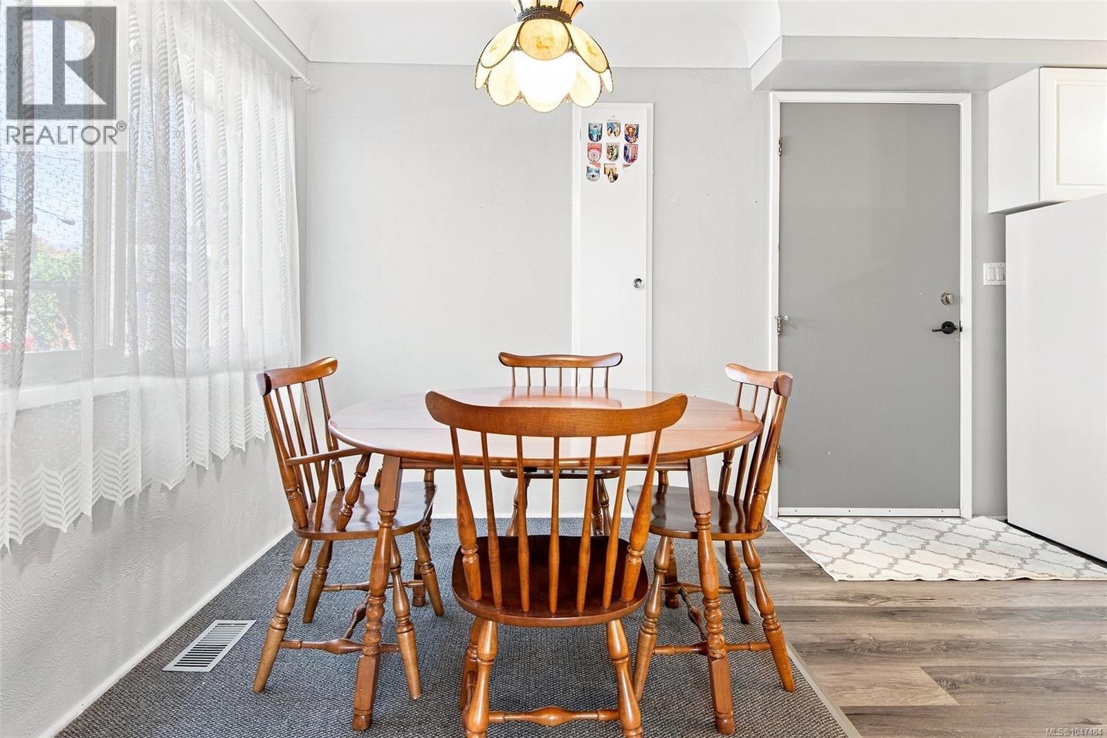 4391 11th Ave - Image 10