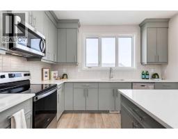 87 Bluerock Terrace Sw, Calgary, AB T2Y0Y3 Photo 15
