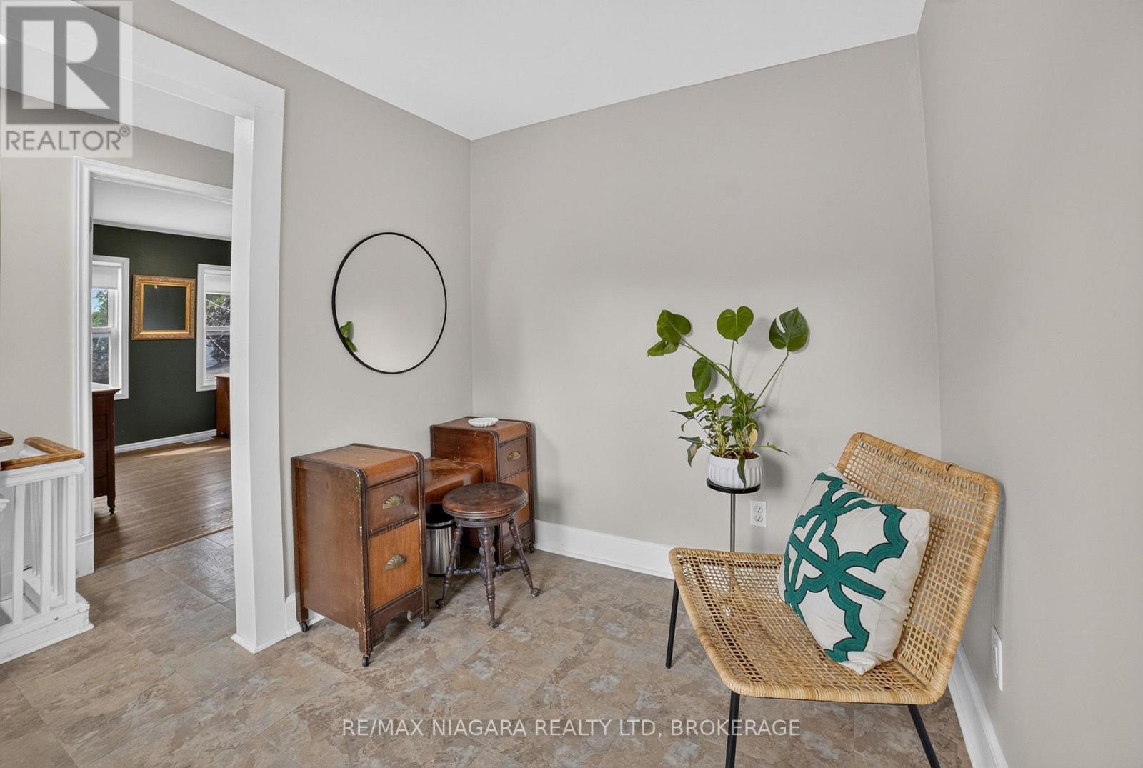 6303 KER STREET - 25