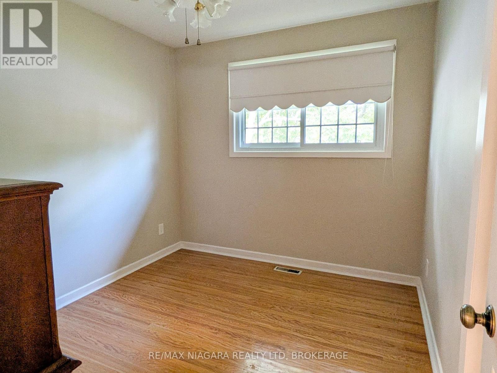 3139 CHIPMAN CRESCENT - Image 19