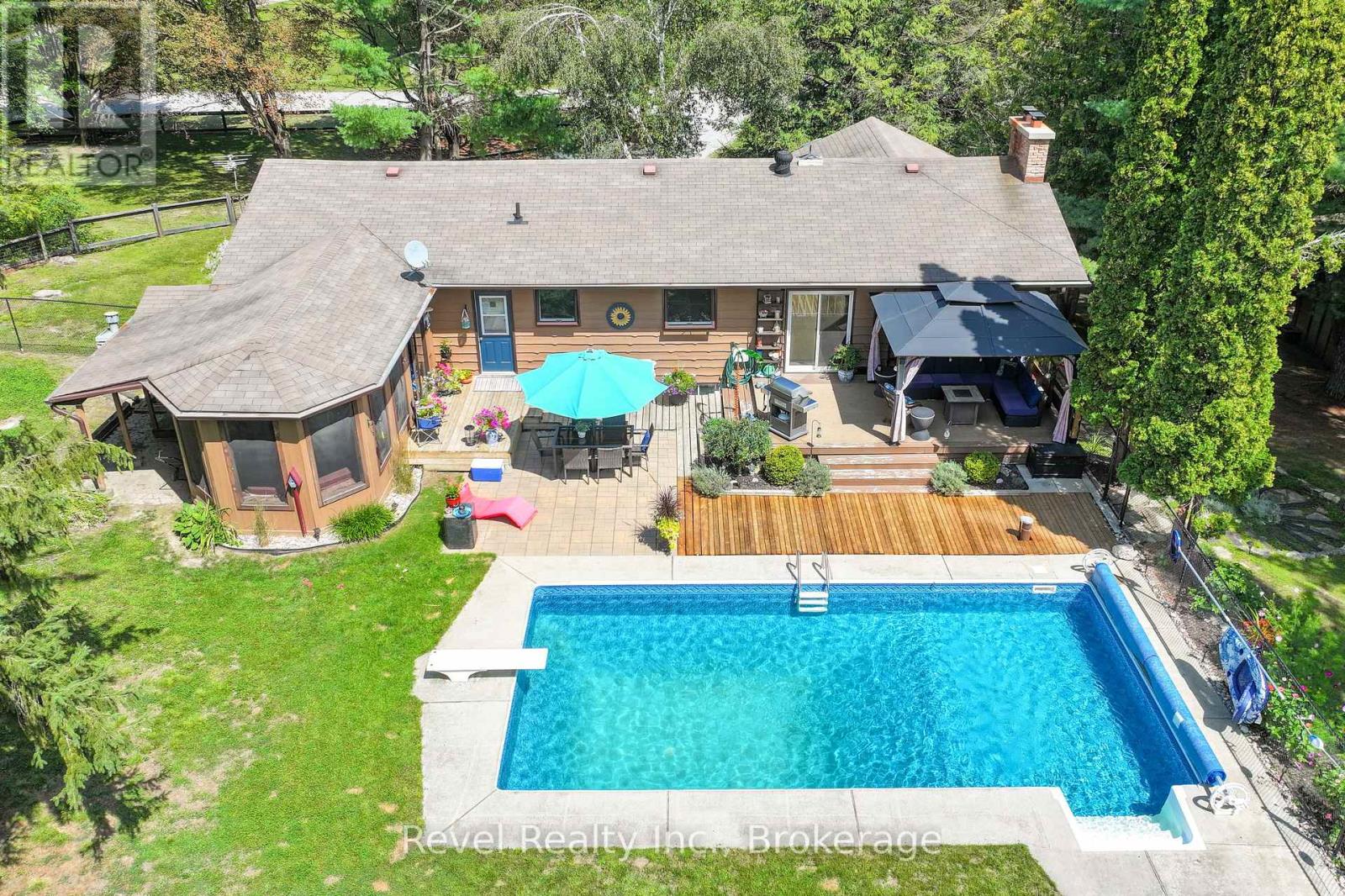 20 THE PINES LANE - 36