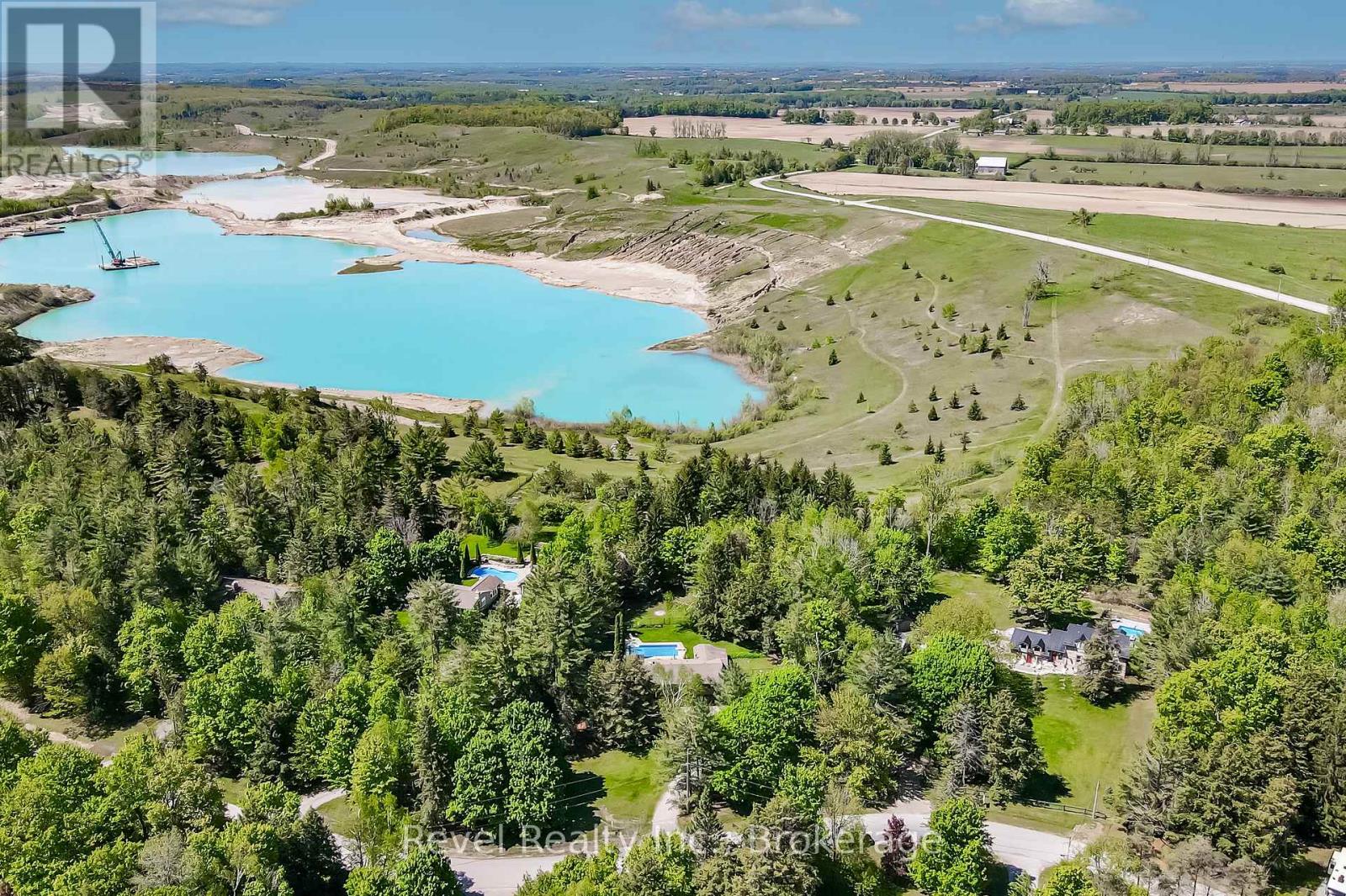 20 THE PINES LANE - 46