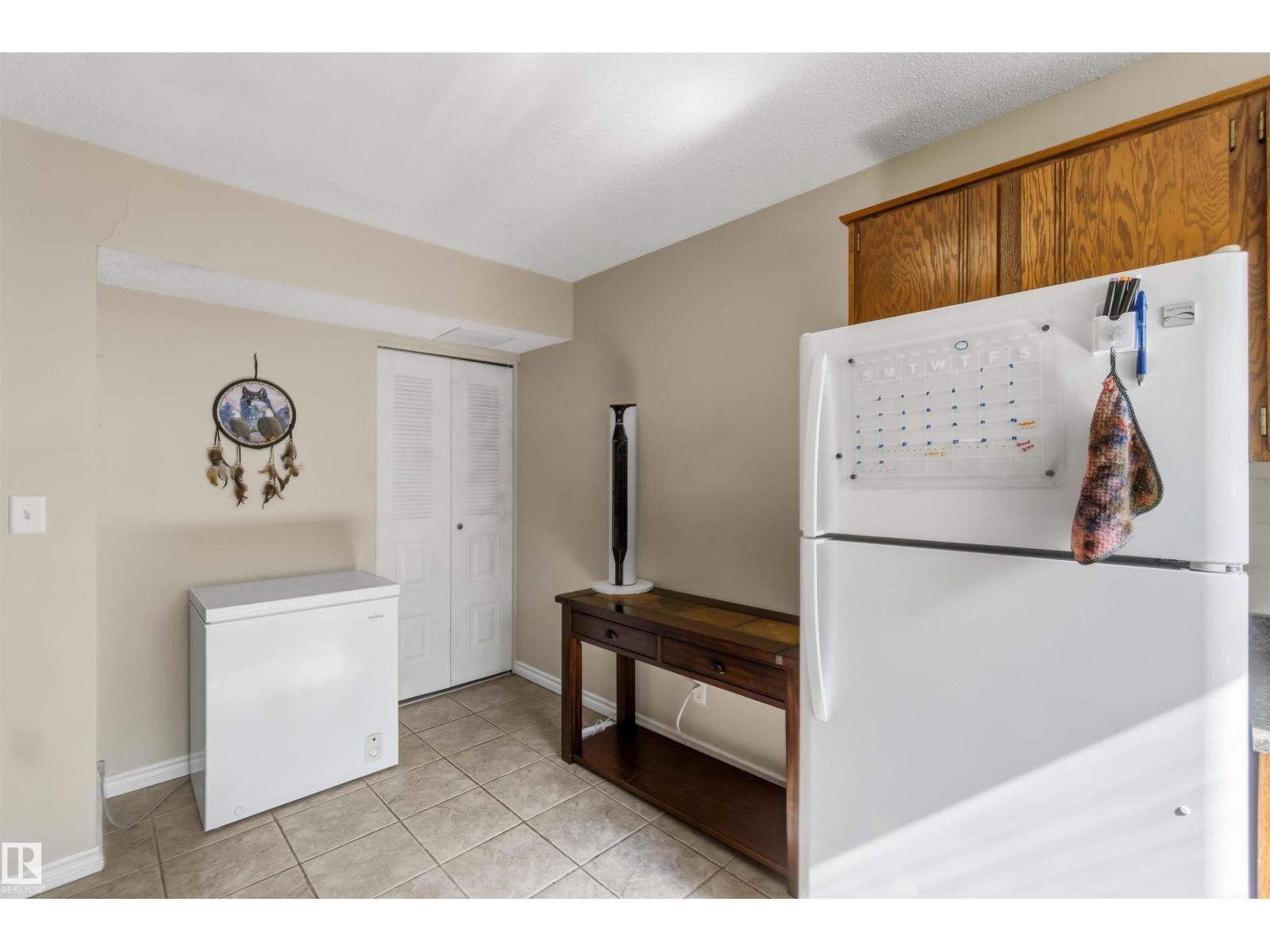 4210 49 ST - Image 19