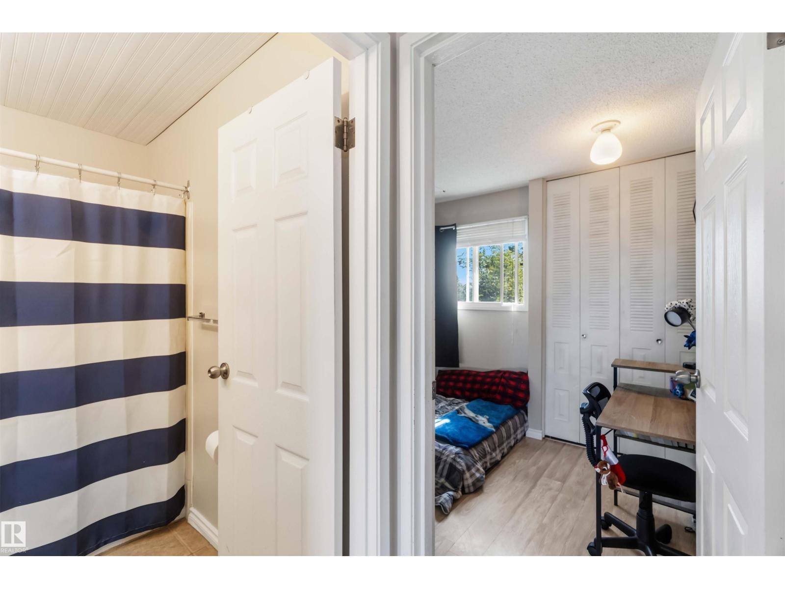 4210 49 ST - Image 23