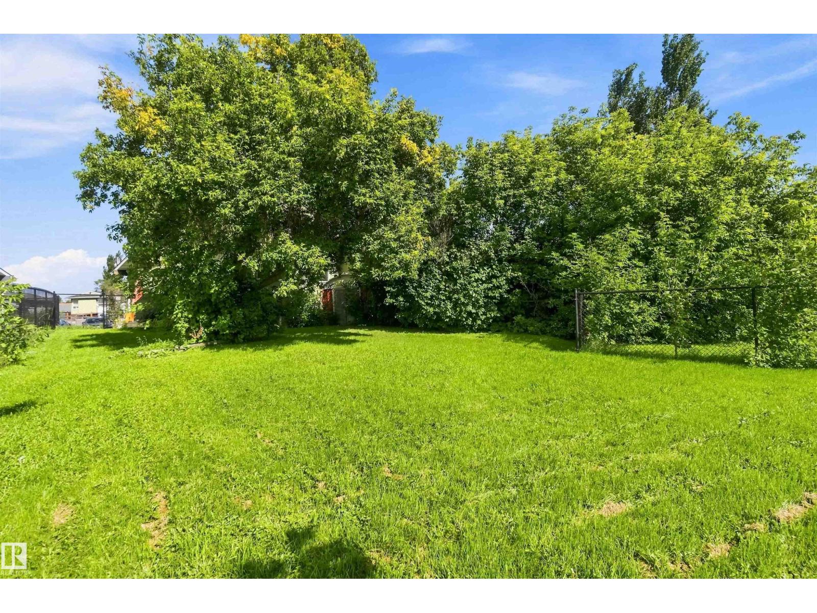 4210 49 ST - Image 36