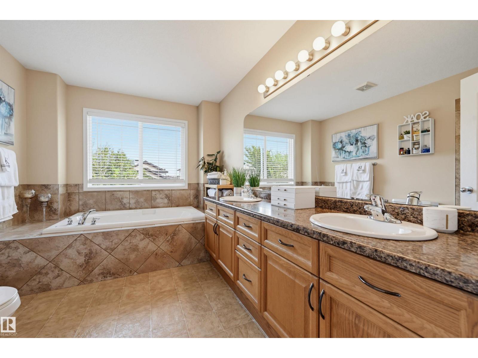 4017 158 AV NW - 21