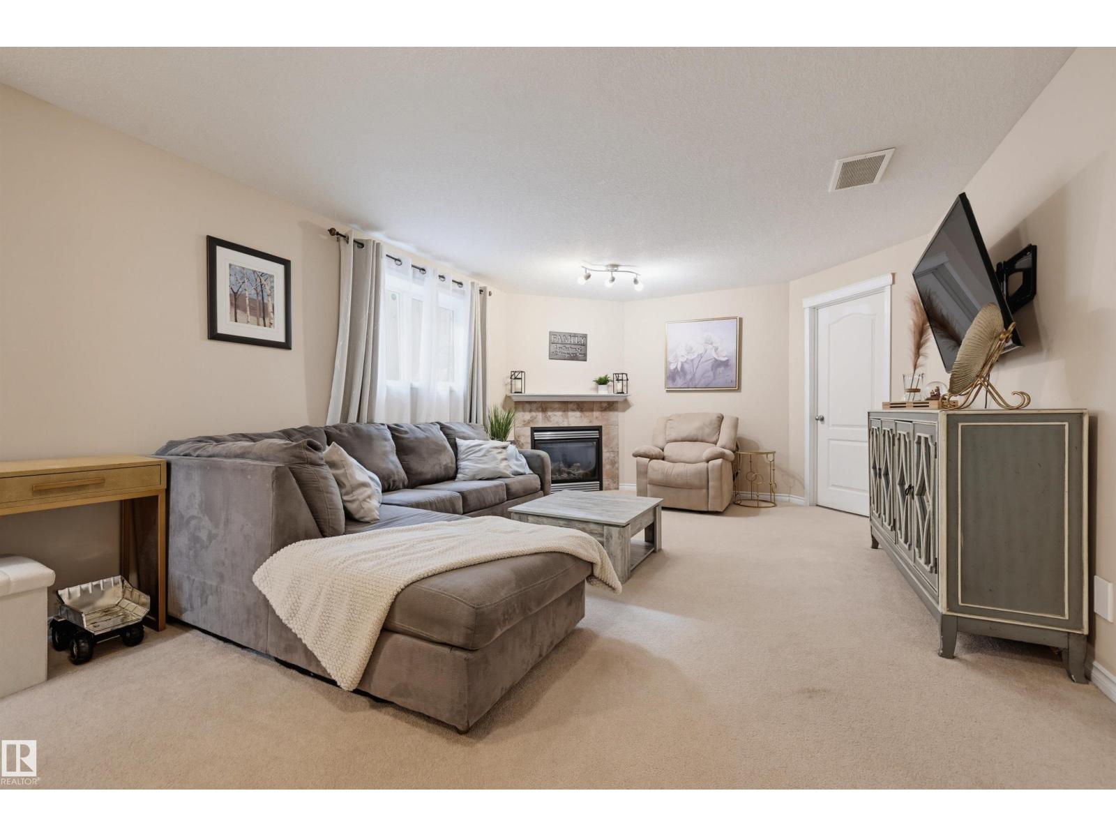 4017 158 AV NW - 29