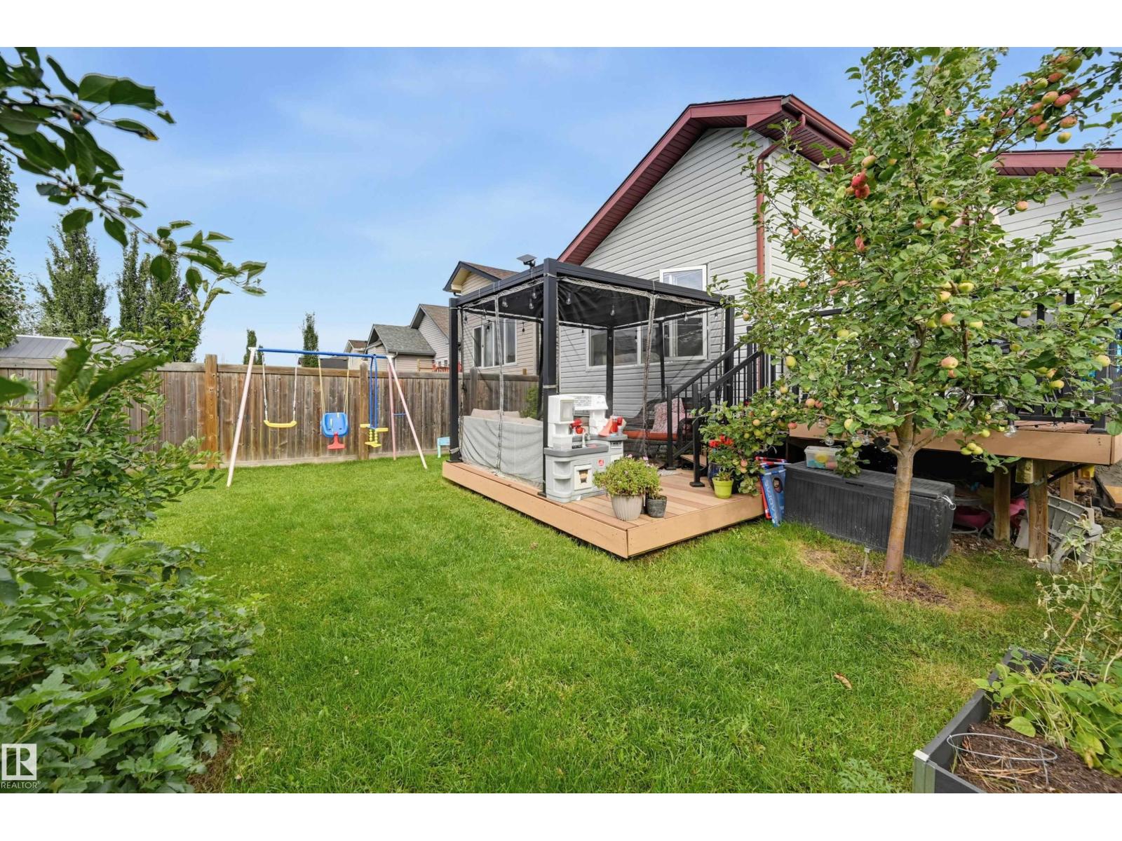 4017 158 AV NW - Image 37