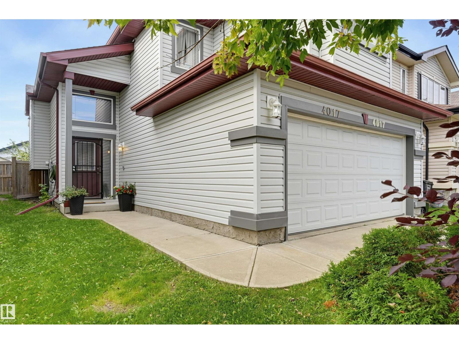 4017 158 AV NW - 40