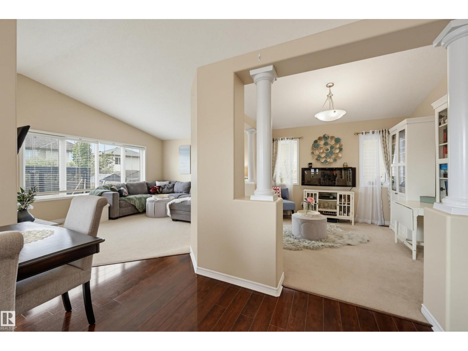 4017 158 AV NW - 8
