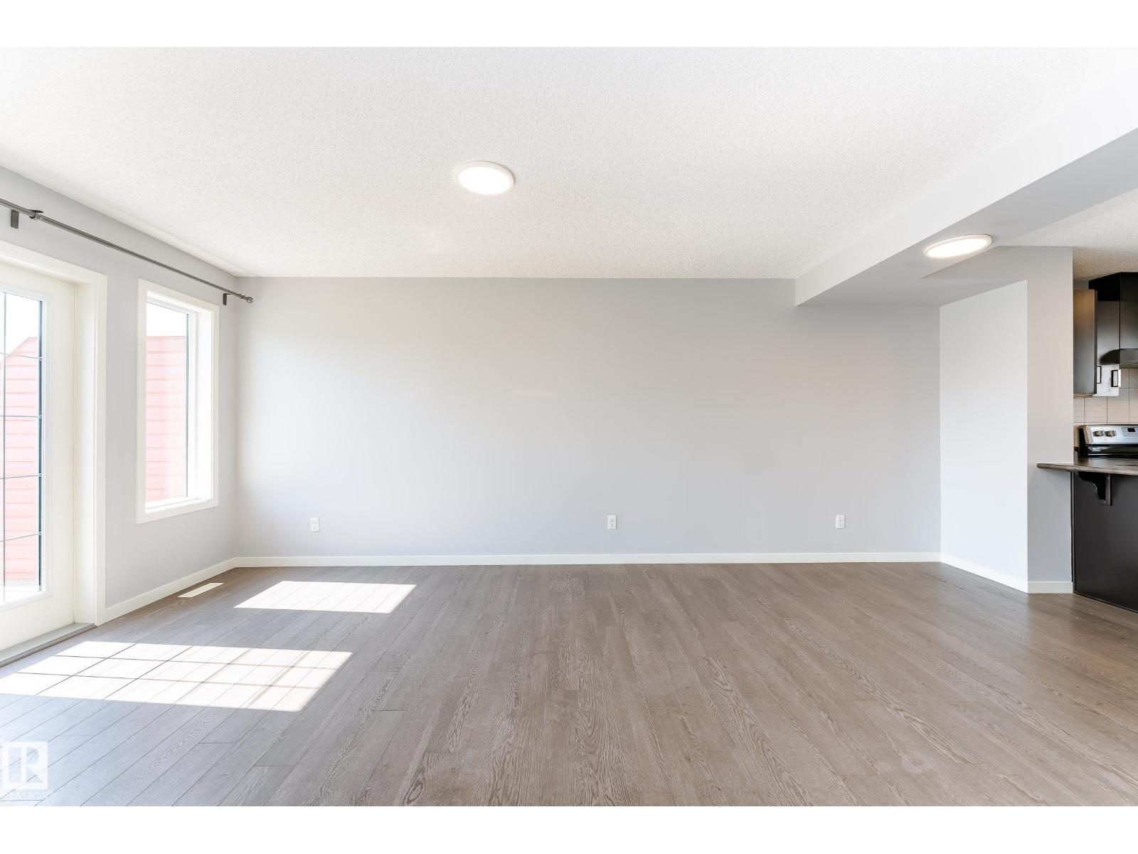#36 1816 Rutherford Road SW - 8
