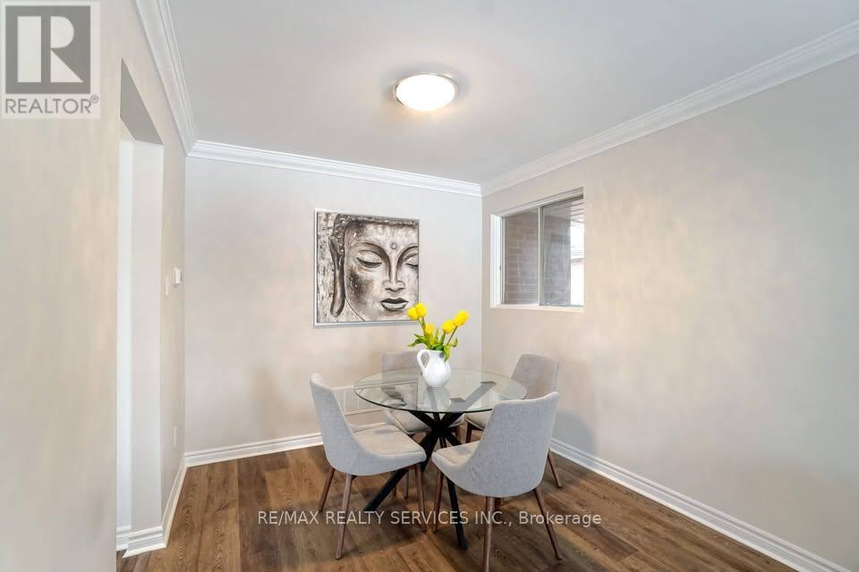 70 MONTJOY CRESCENT - 7