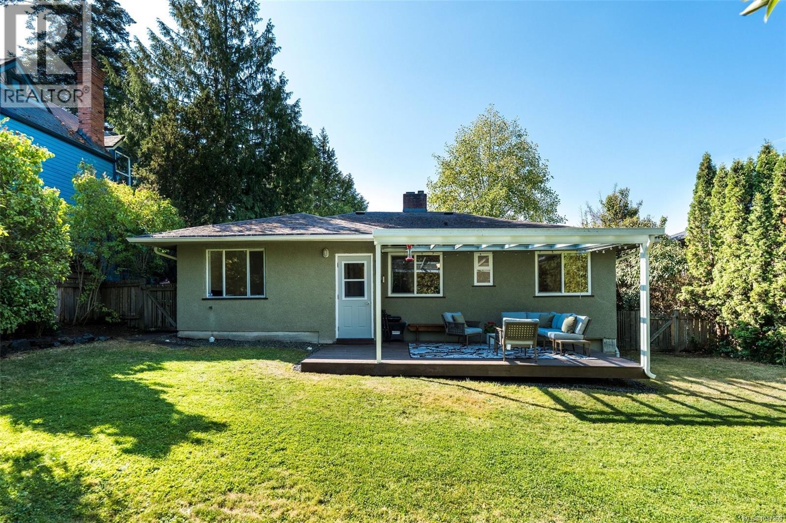 1752 Kisber Ave - 24