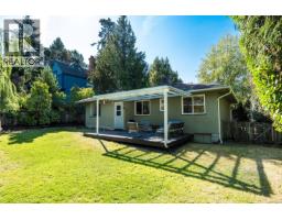 1752 Kisber Ave, Saanich, BC V8P2W7 Photo 23