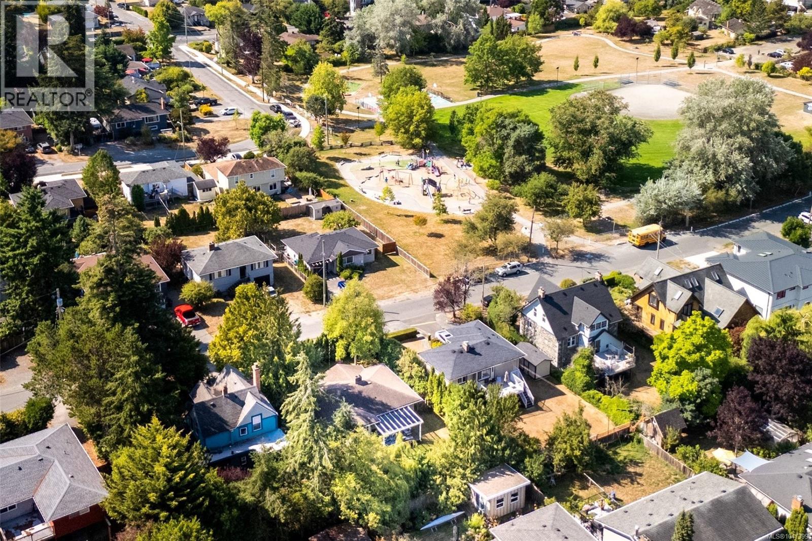 1752 Kisber Ave - Image 31