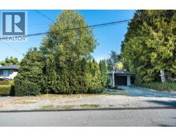 1752 Kisber Ave, Saanich, BC V8P2W7 Photo 33