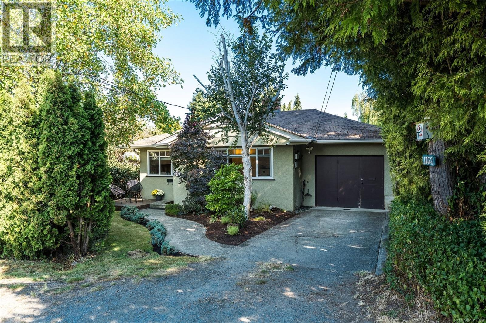 1752 Kisber Ave - 34