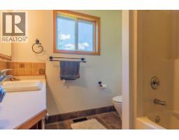 4826 Fletcher Creek Frontage Road, Fletcher Creek, BC V0G1M0 Photo 26
