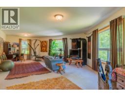 4826 Fletcher Creek Frontage Road, Fletcher Creek, BC V0G1M0 Photo 19
